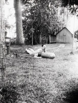 La machine à nager « Libellule », photographie, cliché Georges Jagot, 4 juillet 1899 (23 Fi 27).jpg